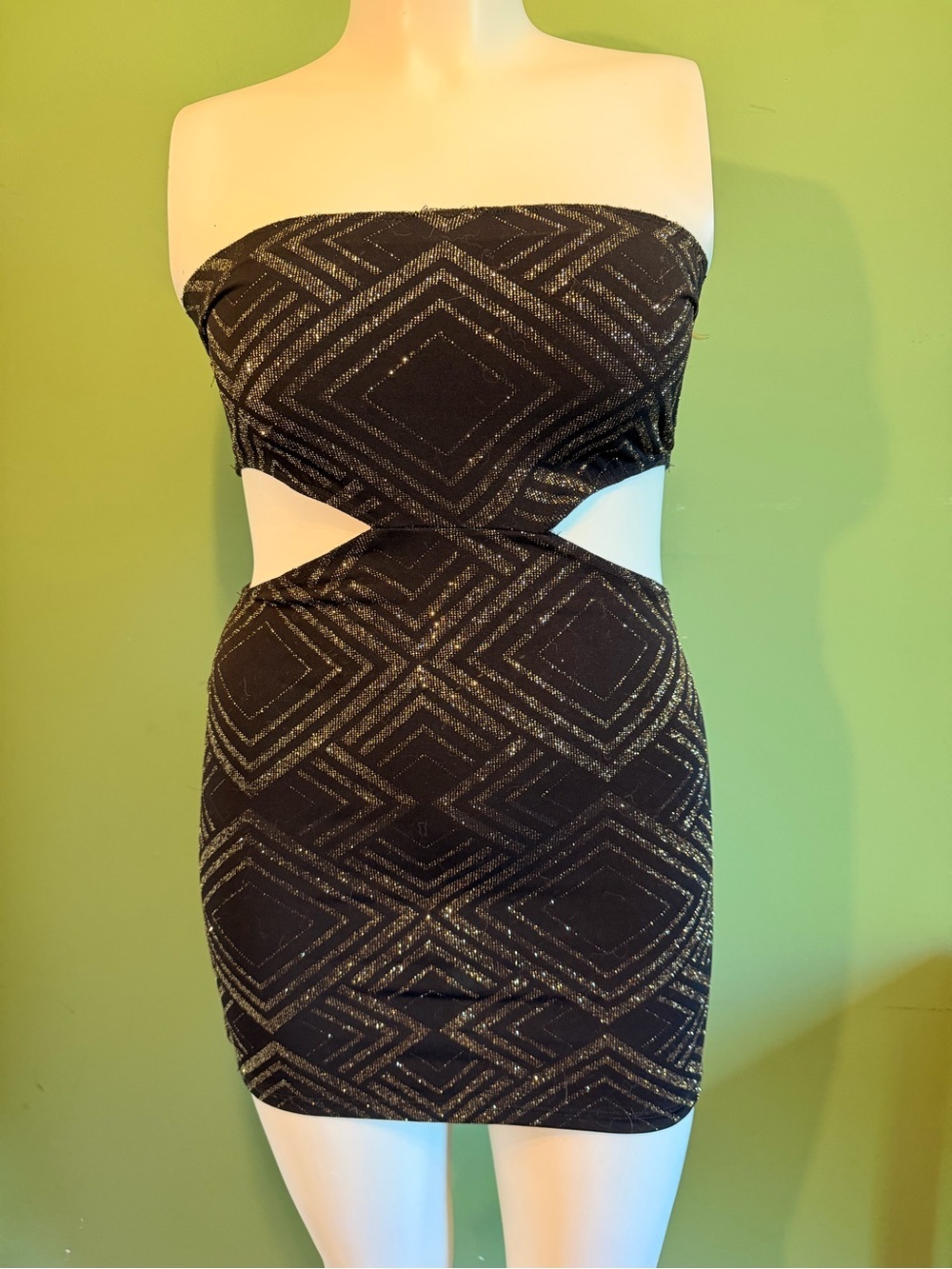 SHEIN Black Strapless Cutout Bodycon Dress with Metallic Geometric Pattern
